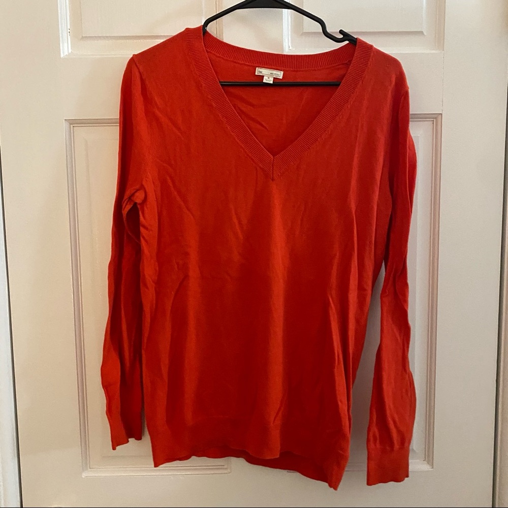 Gap Red V-Neck Sweater